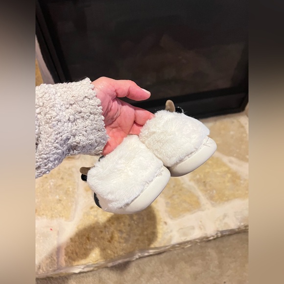 cow slippers - Picture 4 of 7